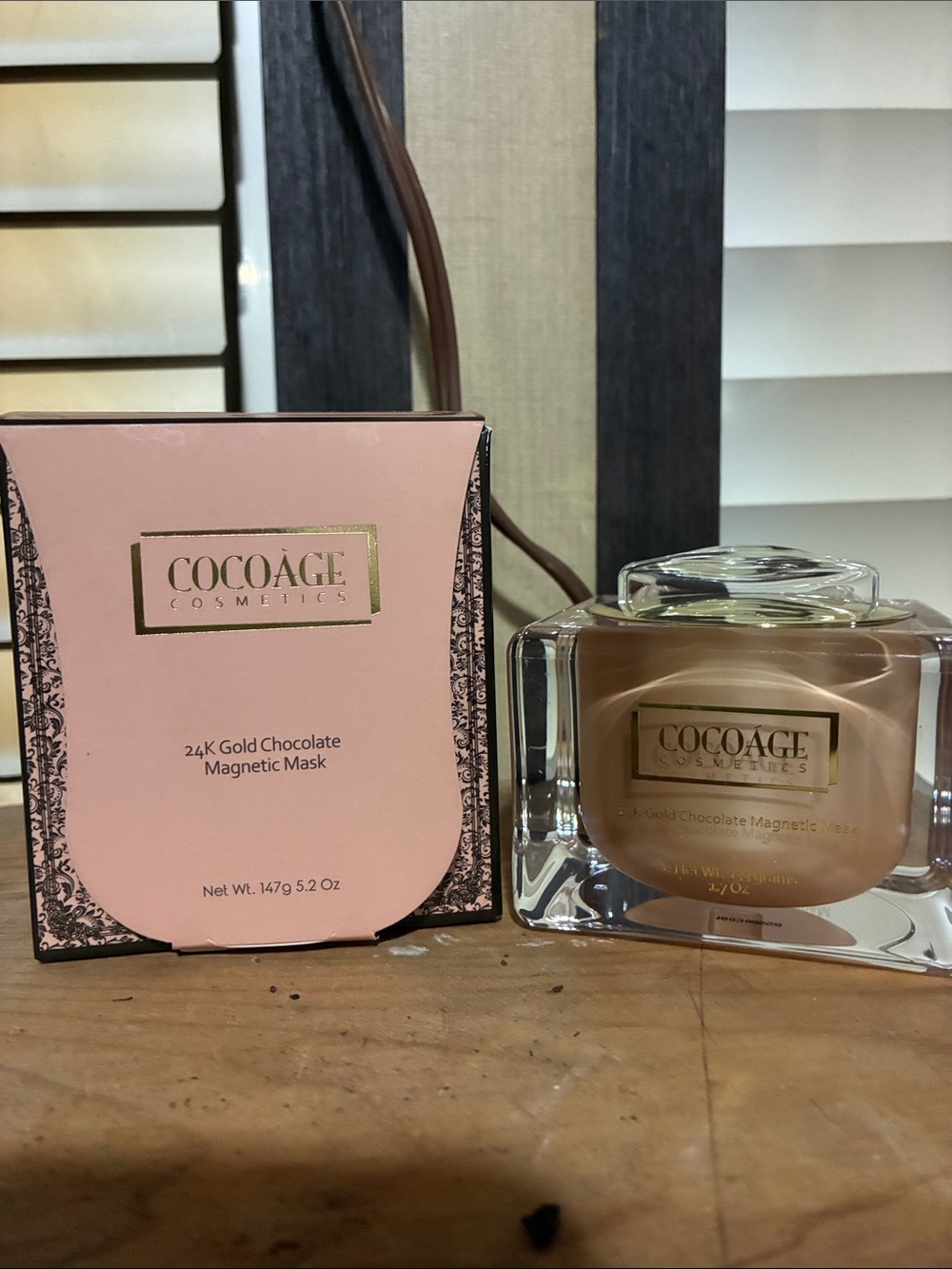 24K Gold Chocolate Magnetic Mask — Rose Gold